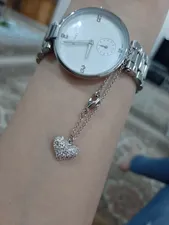 تجریه خرید آویز ساعت زنانه وای اس ایکس مدل قلب