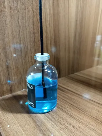 خوشبوکننده هوا لوچیا مدل اقیانوس حجم 50 میلی لیتر