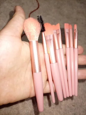 ست برس آرایشی مدل نئونی کد h908 مجموعه 8 عددی