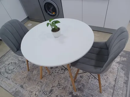 میز و صندلی ناهارخوری دو نفره مدل مایا لمسه کد gm01