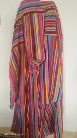 حوله پالتویی هنرمند مدل تنپوش الوان لایکو سایز 145