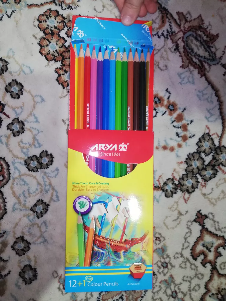 مداد رنگی 12 +1 رنگ آریا مدل 3016