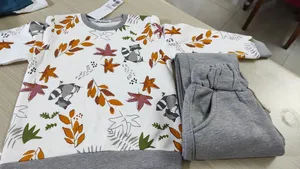 تجریه خرید ست سویشرت و شلوار پسرانه فیورلا مدل جنگل پاییزی  33547