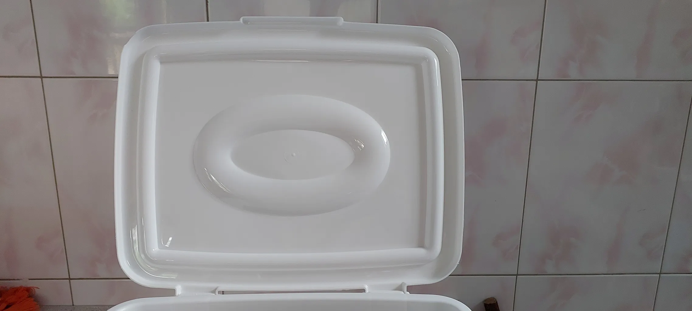 ظرف نان ممتاز پلاستیک مدل 530 ظرفیت 17 لیتری