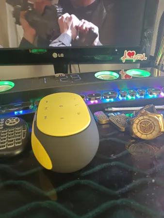 اسپیکر بلوتوثی قابل حمل آوی مدل Y200