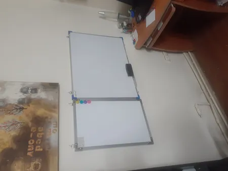 تخته وایت برد آفرین مدل AF1 سایز 80×60 سانتی متر