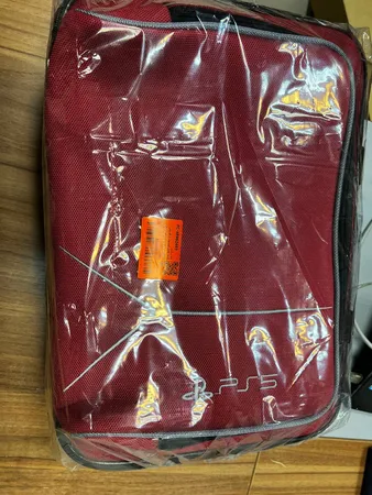 کیف حمل کنسول بازی پلی استیشن5 مدل برزنتی