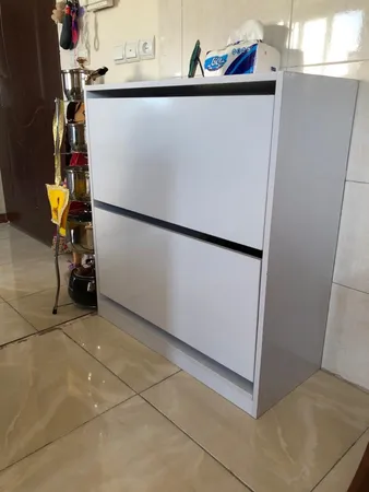 جاکفشی برتاریو مدل آروین سفید