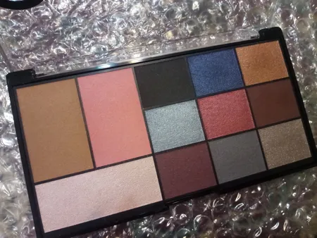 پالت آرایش صورت گلدن رز مدل City Style شماره 02