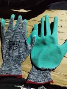 تجریه خرید دستکش ایمنی دستکش گیلان مدل ضدبرش s.2