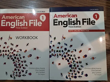 کتاب American English File 1 Third Edition اثر جمعی از نویسندگان انتشارات الوند پویان