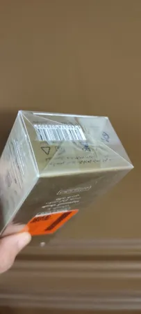 کرم ضدآفتاب رنگی سینره SPF50 مدل Broad Spectrum مناسب انواع پوست، حجم 50 میلی‌لیتر