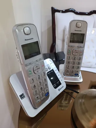 تلفن بی‌سیم پاناسونیک مدل KX-TGE262