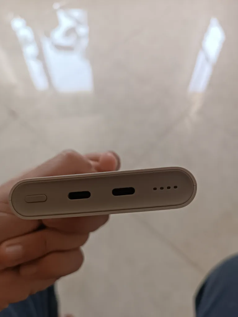 پاوربانک 25 وات سامسونگ مدل EB-P3400 ظرفیت 10000 میلی آمپر ساعت