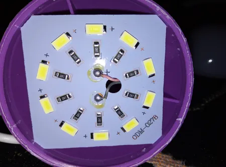 چراغ قوه آویز مدل 5W