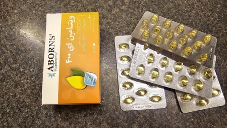 کپسول ویتامین E 400 واحد ابورنز بسته 60 عددی