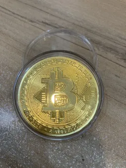 دکوری مدل نماد بیت کوین BTC