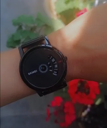 ساعت مچی عقربه‌ای کوارتز اسکمی مدل 1260