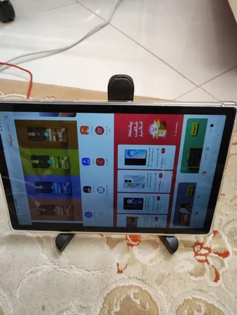 پایه نگهدارنده گوشی موبایل و تبلت مدل ST01