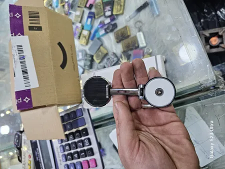 پایه نگهدارنده گوشی موبایل و تبلت مدل HoldMag