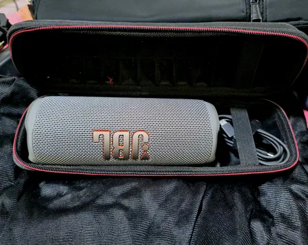 کیف حمل اسپیکر مدل Angry Bull مناسب برای اسپیکر JBL FLIP 5 و 6