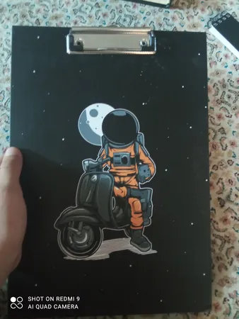 بسته لوازم تحریر پدیده نقش مدل فضانورد بسته 3 عددی