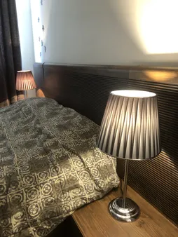 آباژور رومیزی مدل V014