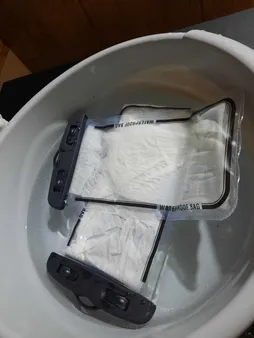 کیف ضد آب مدل P60 مناسب برای گوشی موبایل تا سایز 7.2 اینچ