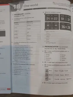 کتاب American English File 1 Third Edition اثر جمعی از نویسندگان انتشارات الوند پویان