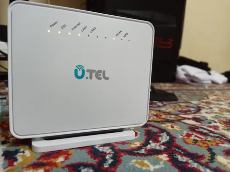 مودم روتر یوتل VDSL/ADSL Plus بی سیم مدل V301