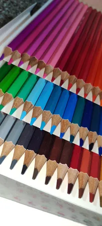 مداد رنگی 72 رنگ کوییلو طرح گل