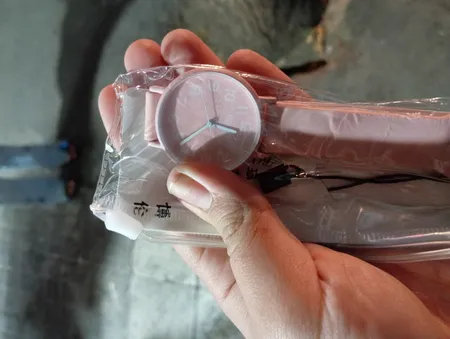 ساعت مچی عقربه ای دخترانه کد 06