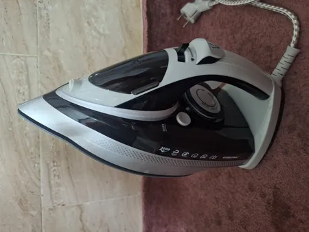 اتو بخار گوسونیک مدل GSI-300