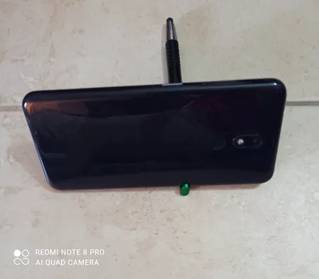 قلم لمسی و پایه نگهدارنده موبایل مدل TOUCH PEN