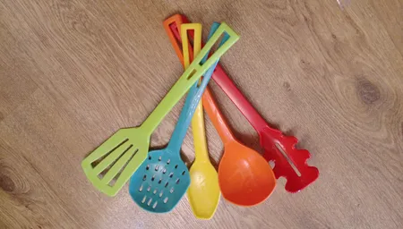 ست کف گیر و ملاقه آیدا مدل Colorful - بسته 5 عددی