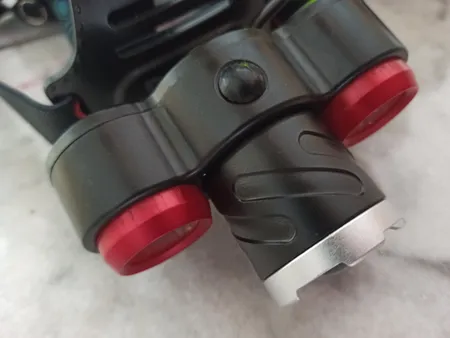 چراغ پیشانی اسمال سان مدل R6