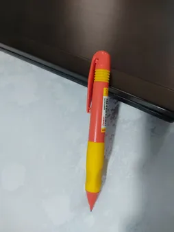 مداد نوکی 0.9 میلی متری پنتر مدل amph4271