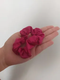 کش مو زنانه مدل اسکرانچی ساتن