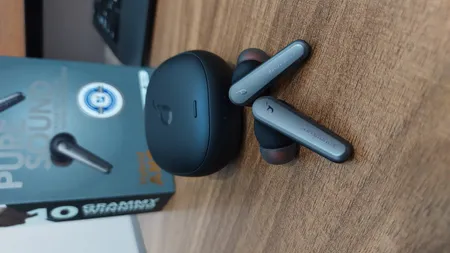 هدفون بلوتوثی انکر مدل SoundCore Liberty Air 2 Pro
