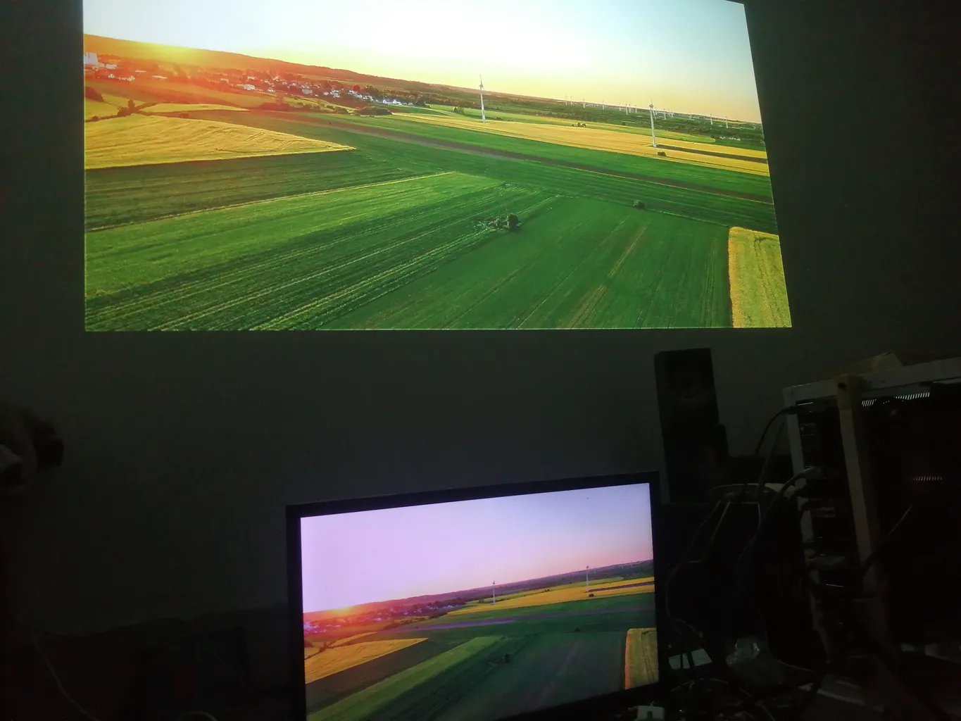 ویدئو پروژکتور وی واچ مدل V51pro 4K