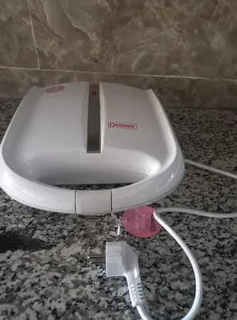 ساندویچ ساز دسینی مدل 500