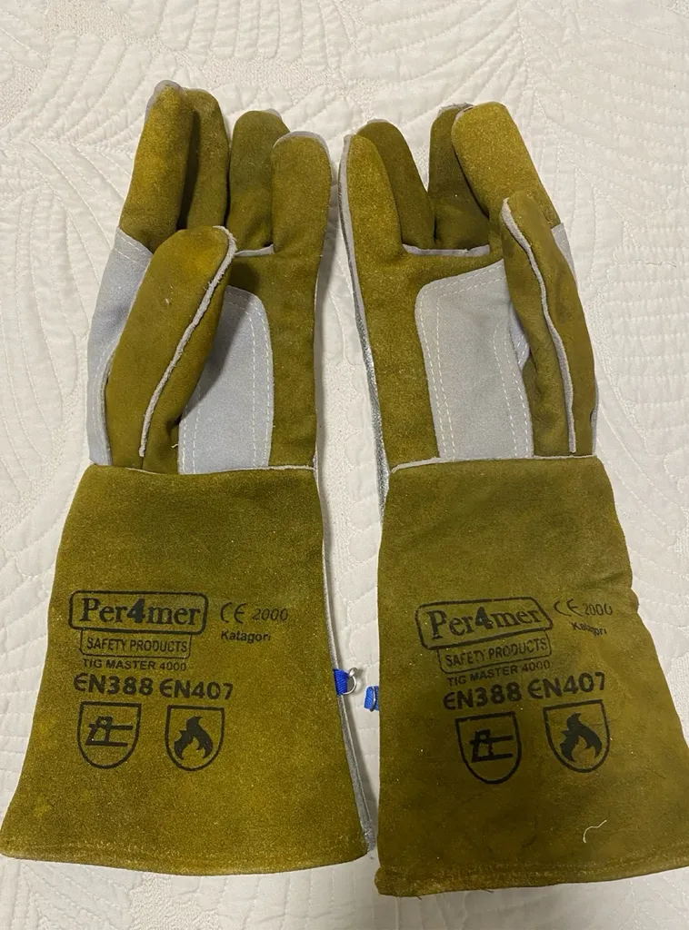 دستکش ایمنی مدل عایق حرارت ALMINIYOMI