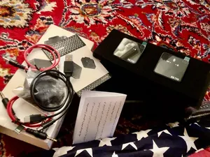 تجریه خرید میکروفن بی سیم مدل SK750 wireless microphone بسته 2 عددی