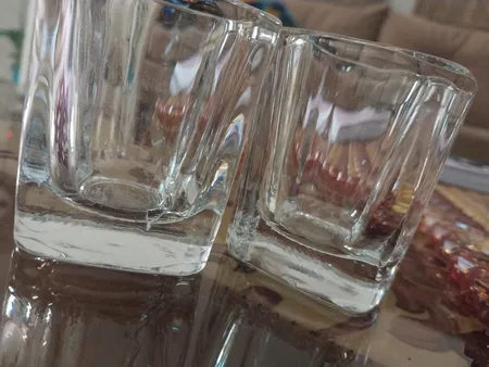 جاشمعی مدل glasig بسته 6 عددی