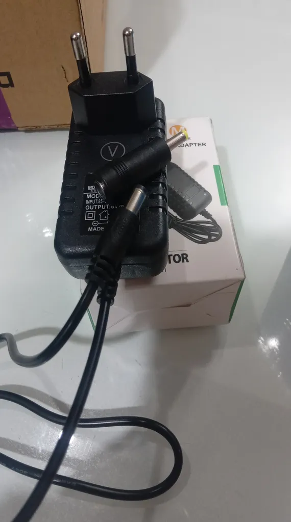 آداپتور 6 ولت 1 آمپر مدیانور مدل فشارسنجی