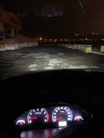 لامپ هدلایت خودرو مدل D9H7 بسته 2 عددی