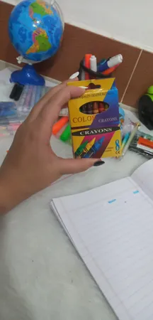 مداد شمعی 8 رنگ کد 1002