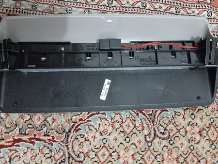 چراغ خطر سوم جمع ساز مدل JT123 مناسب برای پژو پارس