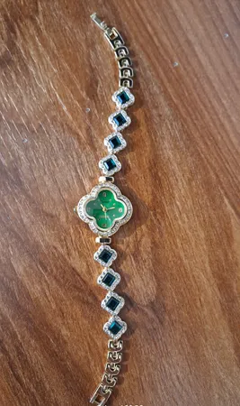 ساعت مچی عقربه ای زنانه مدل sz01