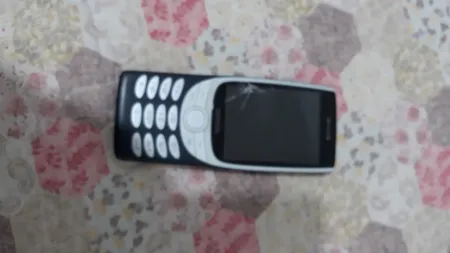 گوشی موبایل نوکیا مدل 8210 4G دو سیم کارت